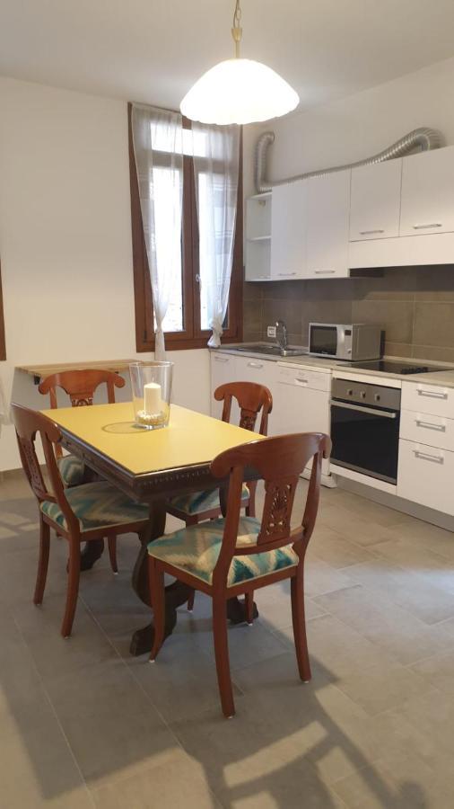 With Private Courtyard * Venecia
