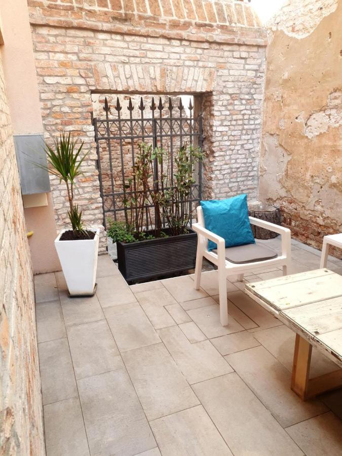 Apartamento With Private Courtyard *