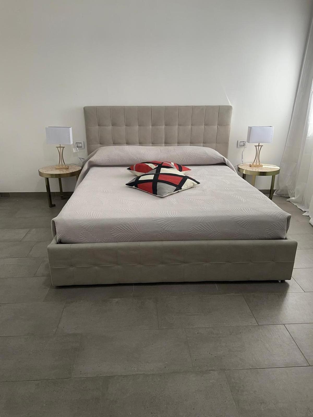 With Private Courtyard Apartamento Venecia